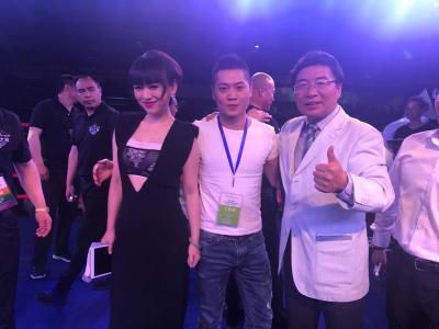 本片由毕赣执导，易烊千玺、舒淇领衔主演，赵又廷特邀主演，李庚希特别出演，黄觉、陈永忠、郭沐橙主演，张志坚、曾美慧孜、闫楠友情出演 《狂野时代》定档11月22日 开启全球多地上映计划 2025-09-28 《狂野时代》官宣定档，将于11月22日中国大陆上映；